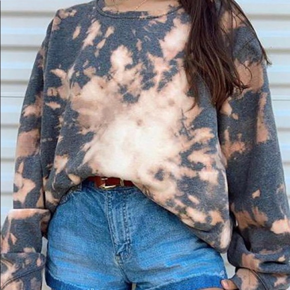 Women’s Tie Dye Print Oversized Long Sleeve Top - Picture 1 of 3